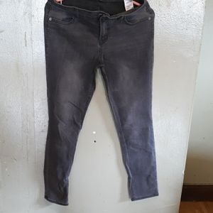 Womens super skinny jeans short.